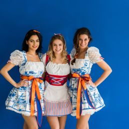 Hollandse Meisjes - Dutch Ladies