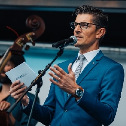 Presenter Berchem  (Antwerpen)(BE) Presenter Olivier Schalbroeck