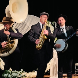 Band Koog aan de Zaan  (NL) Vintage jazz trio Swing that music!