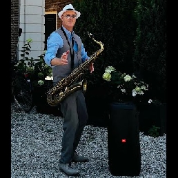 Jazz Saxophonist Robert