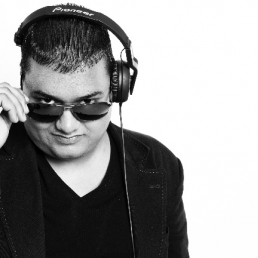 DJ Amsterdam Zuidoost  (NL) DJ RGR - Urban DJ Hindustani DJ.