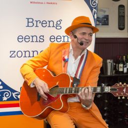 Singer (male) Utrecht  (NL) The Orange Man Wilhelmus Song Singer