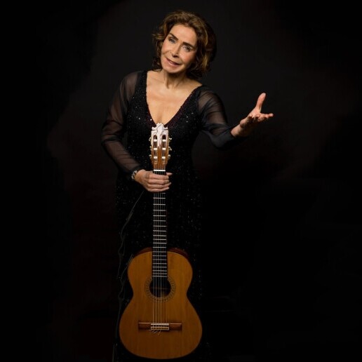 Singer (female) Den Haag  (NL) 