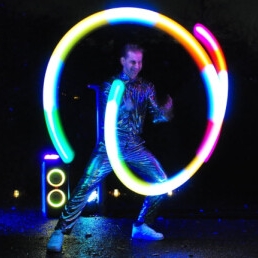 Disco jongleer show met LED!