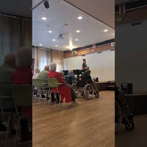 Singer (male) Zwolle  (NL) 