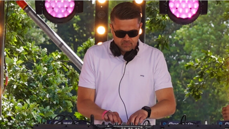 DJ Danny Mendez
