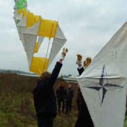 Workshop: Making a kite train