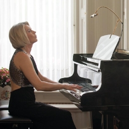 Pianist Amsterdam  (NL) Eleonora Semjonova