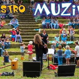 Kids show Breskens  (NL) Maestro, Music!