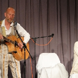 Singer (male) Den Haag  (NL) Mante & Götz - songs and storytelling