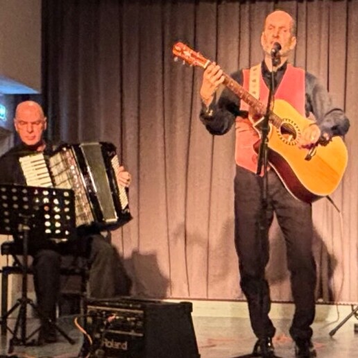 Singer (male) Den Haag  (NL) 