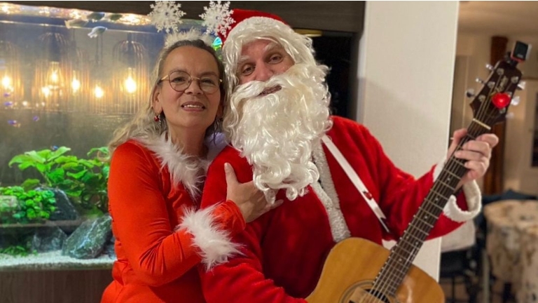 Harry & Mary Xmas (Singing Christmas Duo) ♫♪