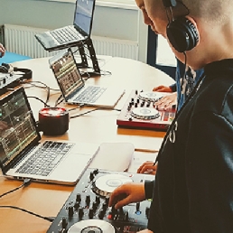 Trainer/Workshop Zevenhuizen  (Zuid Holland)(NL) DJ Kids - Children's party