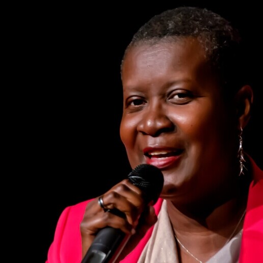 Singer (female) Goes  (NL) 