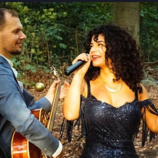 Singer (female) Breda  (NL) 