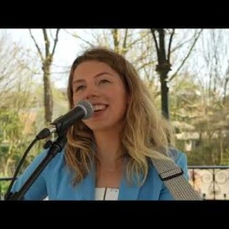 Ceremony wedding singer with guitar