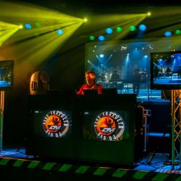 DVD DJ Hans Travolta