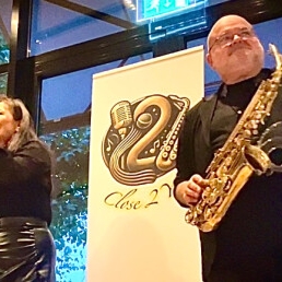 Singing and sax duo 'Close 2 You'