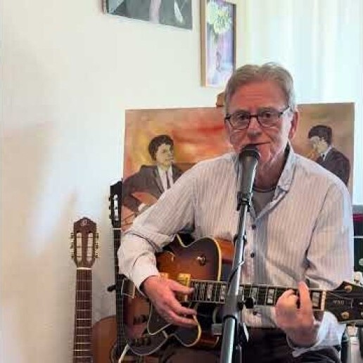 Singer (male) Nieuwegein  (NL) 