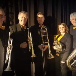 Band Den Haag  (NL) Continuous Brass