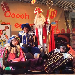 Oooh... come and see St. Nicholas' show
