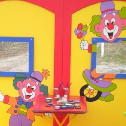 Face painting stand - Themes