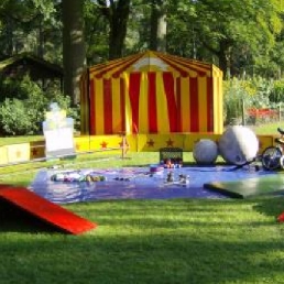 Acrobaat Heinenoord  (NL) De circus school