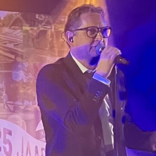 Singer (male) Leende  (NL) 