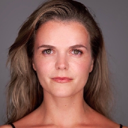 Singer (female) Amsterdam  (NL) Stephanie Verstraten - Singer