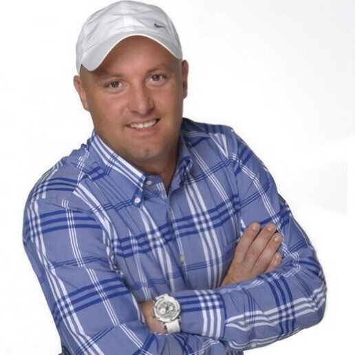 Singer (male) Eindhoven  (NL) 