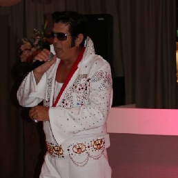 Elvis Presley act