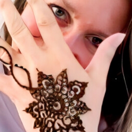 Schminker Zutphen  (NL) Henna Tattoo Artist