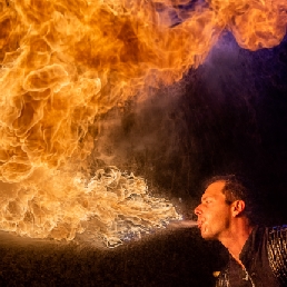 Stunt show Sint Willebrord  (NL) Fire breather - Fire spitter - Fire show