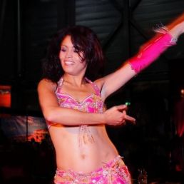 Dancer Gouderak  (NL) Kaouther: Belly Dance Act with Fire Show