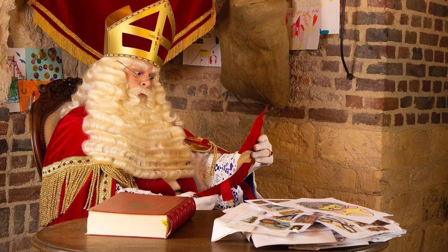 Sinterklaas huren/boeken