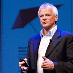Presenter Oostvoorne  (NL) Rene Boender presenter/daily chairman