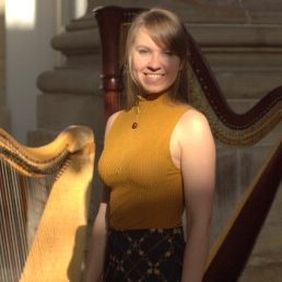 Harpist Amsterdam  (NL) Harp achtergrondmuziek Sari van Brug