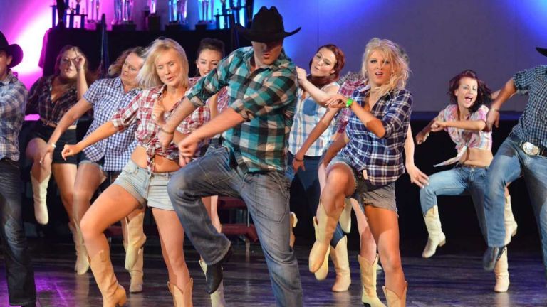 Line Dance Dansshow