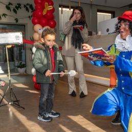 De Hulpsinterklaas met Goochelpieten