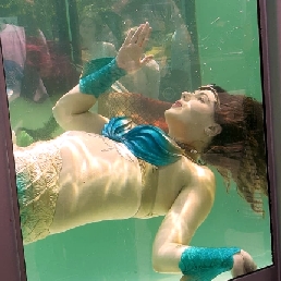 Marijke: Mermaid Duiktank Show