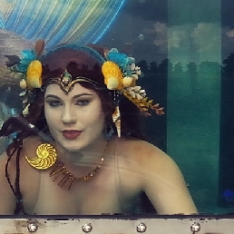 Marijke: Mermaid Duiktank Show