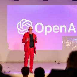 Speaker Amsterdam  (NL) The Top AI Trends, ChatGPT & 10 AI demos