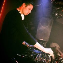 TECHNO DJ: VAI