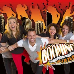 Booming Pianos XXL