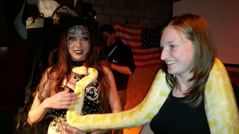 Halloween Act - slangen bezweerder m/v