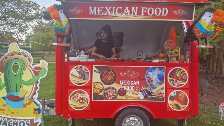 Vegan Mexican foodtruck The Taco Express