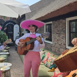 Frida Kahlo the pink mariachi duo/trio