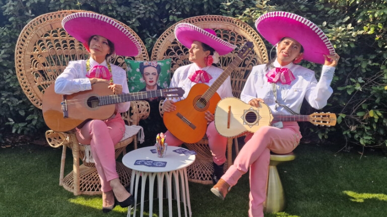 Frida Kahlo the pink mariachi duo /trio