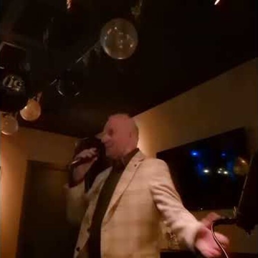 Singer (male) Purmerend  (NL) 