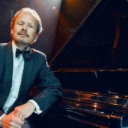 Pianist IJmuiden  (NL) Pianist voor elke gelegenheid